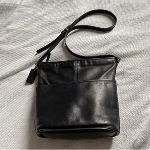 Vintage coach bucket bag No 4075
